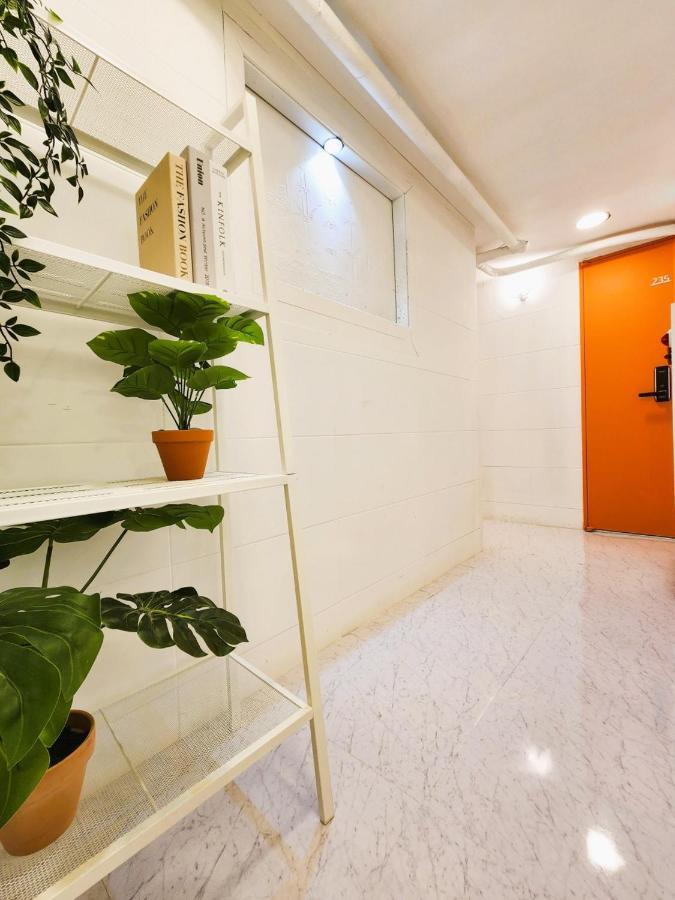 Oreum Stay Myeongdong - Female Only Seul Exterior foto